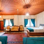 Hotel Azalea Terrace Cave