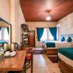 Hotel Azalea Terrace Cave