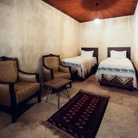 Azalea Terrace Cave 호텔 *