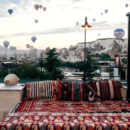 Azalea Terrace Cave * 괴레메