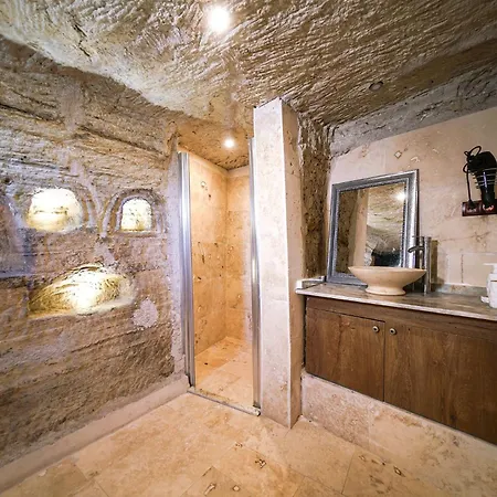 Hotel Azalea Terrace Cave