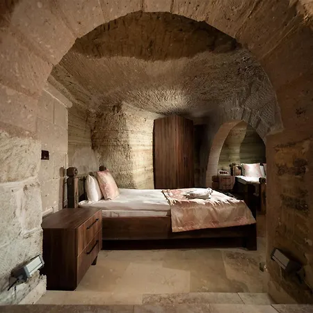 Hotel Azalea Terrace Cave