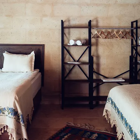 Hotel Azalea Terrace Cave *