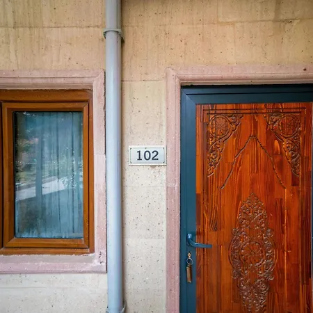 Azalea Terrace Cave 酒店