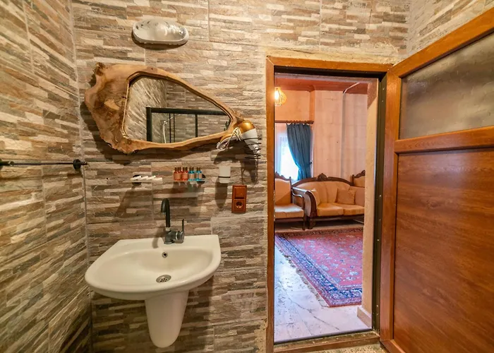 Azalea Terrace Cave *