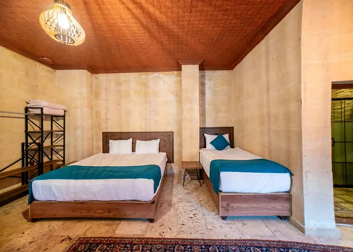 Hotel Azalea Terrace Cave